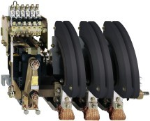 Контактор 3P 1НО+3НЗ 1000A 220V 50…400HZ (LC1BM33M13)